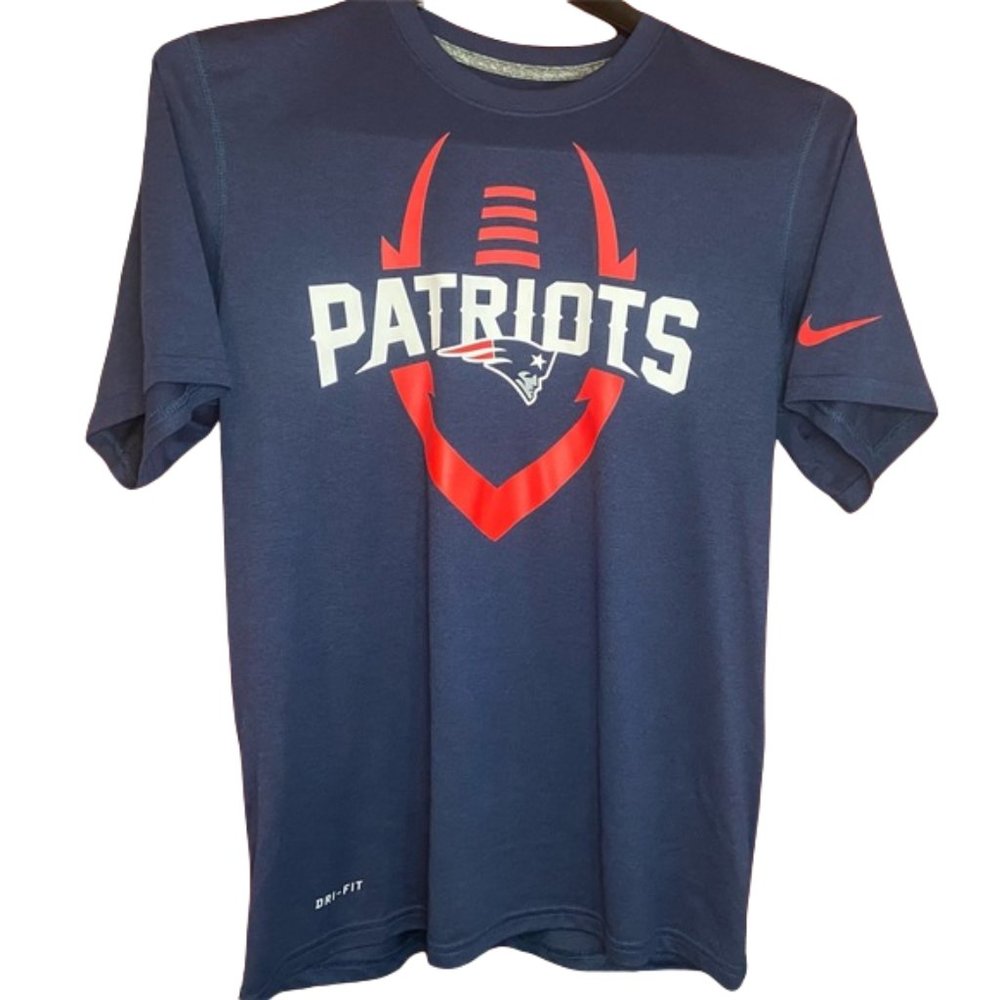 Nike DriFIT New England Patriots Men's Medium T Shirt Football Wordmark Swoosh